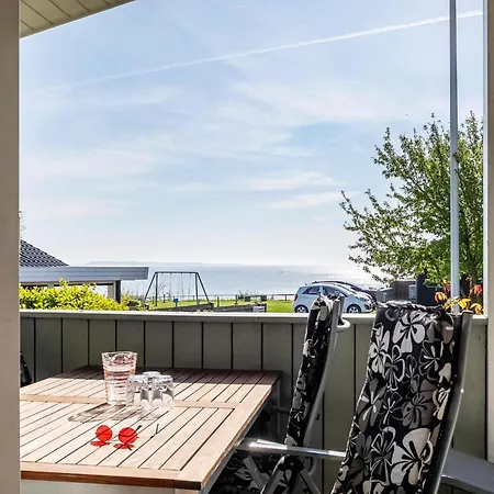 2 Bedroom Gorgeous In